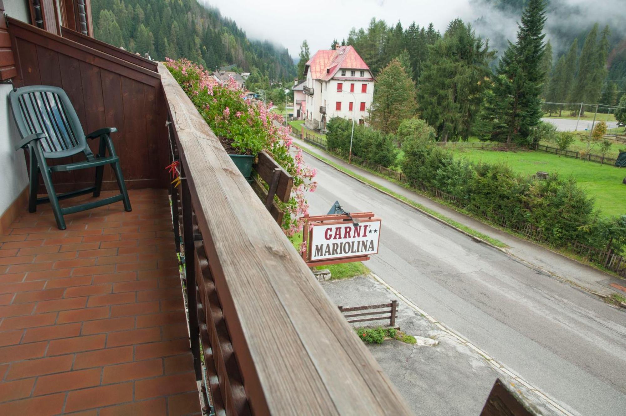 Garni Mariolina Bed & Breakfast Falcade Exterior photo