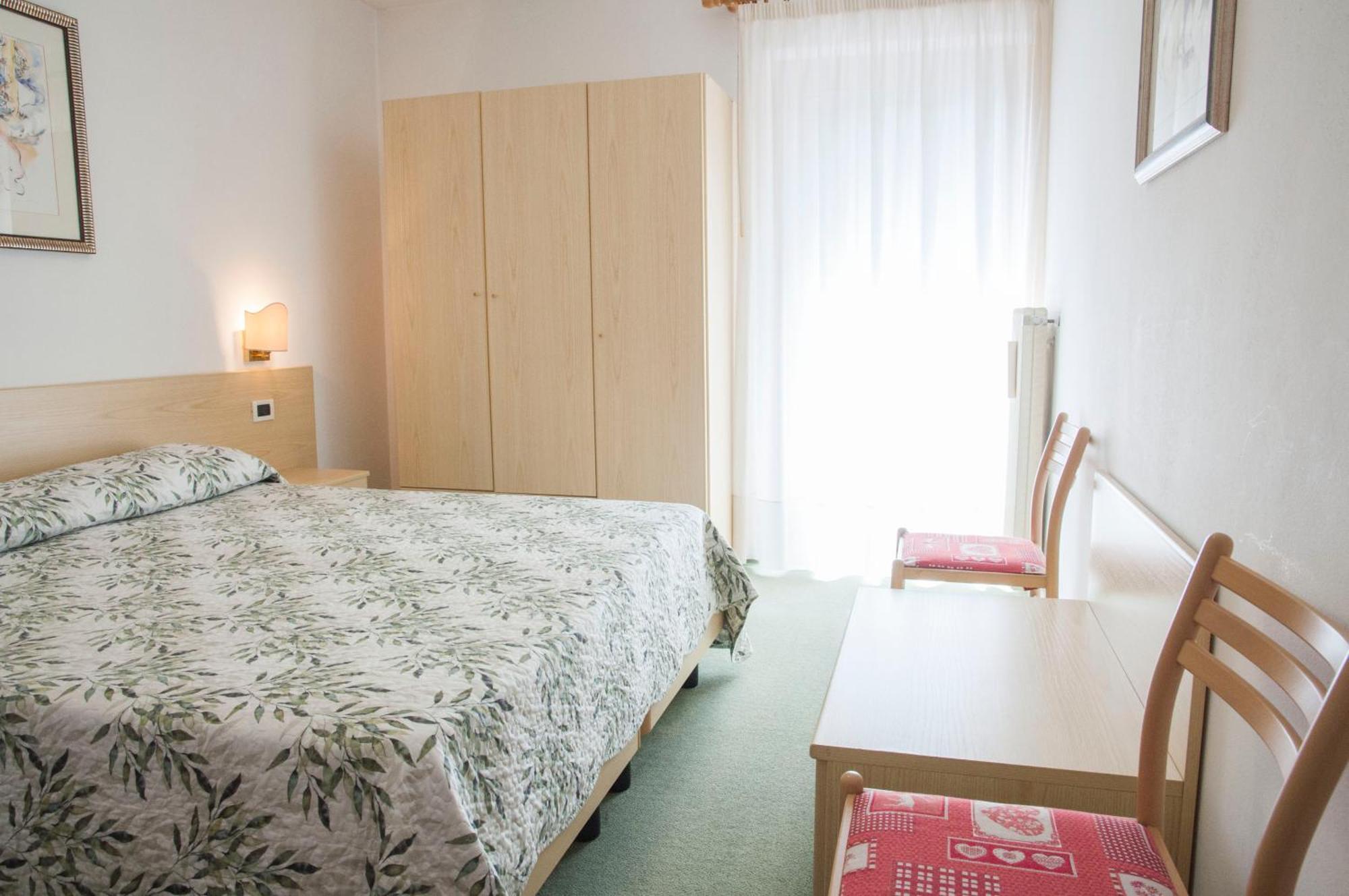 Garni Mariolina Bed & Breakfast Falcade Exterior photo